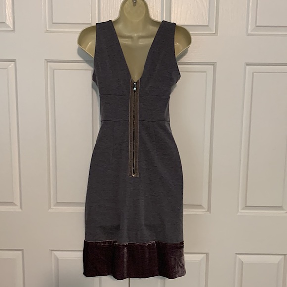 BCBG MaxAzria Heather Grey Knit Dress Size 0 - Picture 2 of 3